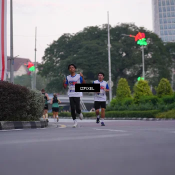 Runner Photo 4660725