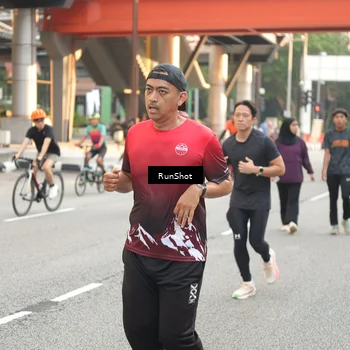 Runner Photo 4660726