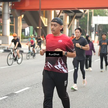 Runner Photo 4660730