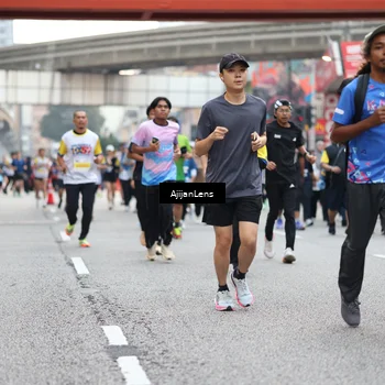 Runner Photo 4660736