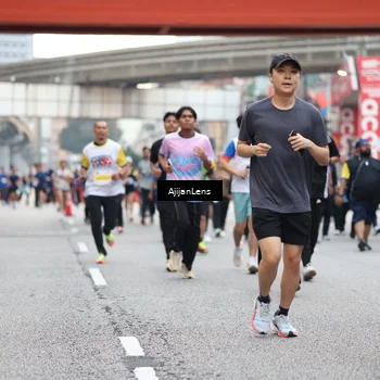 Runner Photo 4660737