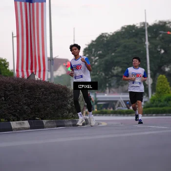 Runner Photo 4660738