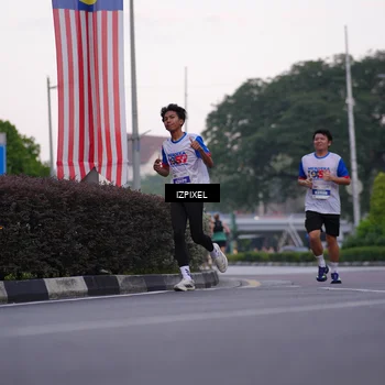 Runner Photo 4660745