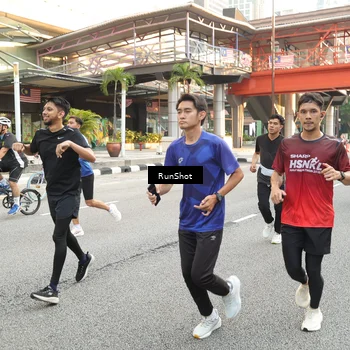 Runner Photo 4660747