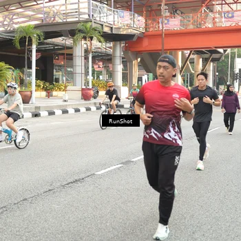 Runner Photo 4660758