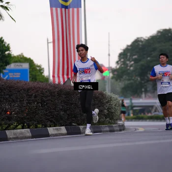 Runner Photo 4660767