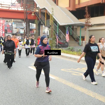 Runner Photo 4660775