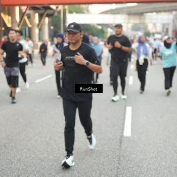 Runner Photo 4660996
