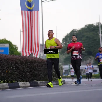 Runner Photo 4661064