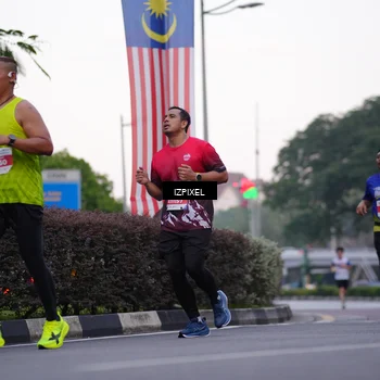 Runner Photo 4661086