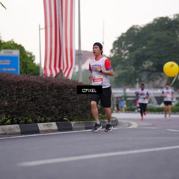 Runner Photo 4661529