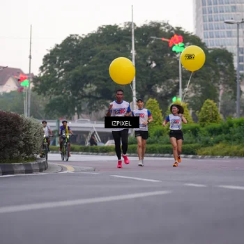 Runner Photo 4661565