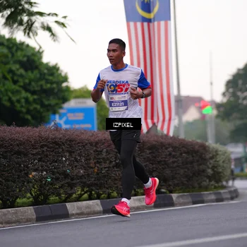 Runner Photo 4661579