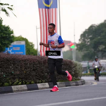 Runner Photo 4661585