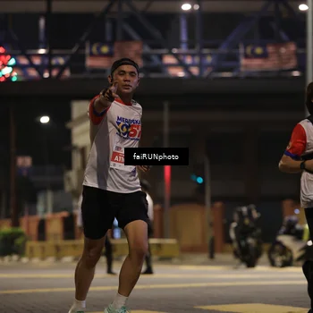 Runner Photo 4661635