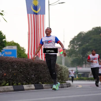 Runner Photo 4661718
