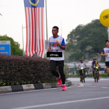 Runner Photo 4661740