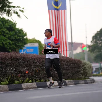 Runner Photo 4661748