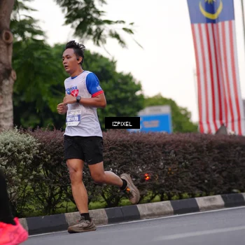 Runner Photo 4661775
