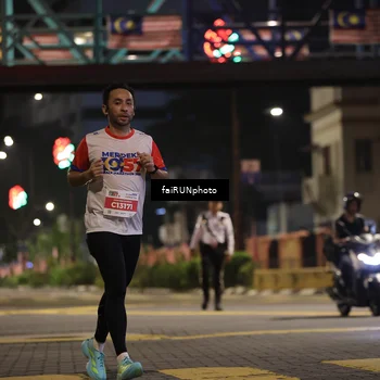 Runner Photo 4661785