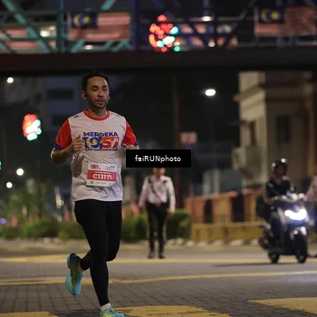 Runner Photo 4661835