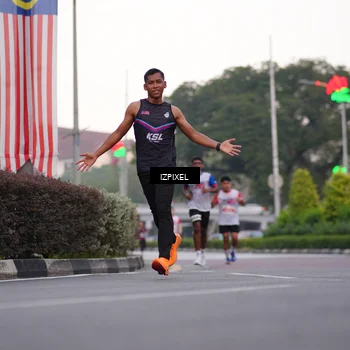 Runner Photo 4661868