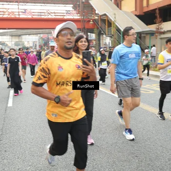 Runner Photo 4661875