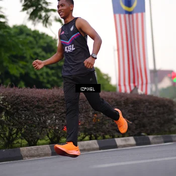 Runner Photo 4661923