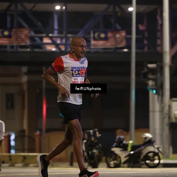 Runner Photo 4662678