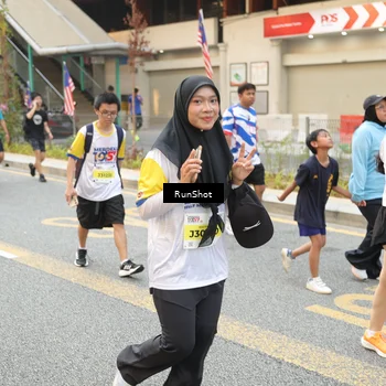 Runner Photo 4662744