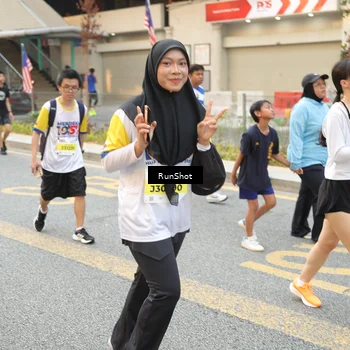 Runner Photo 4662875