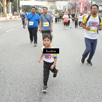 Runner Photo 4662984