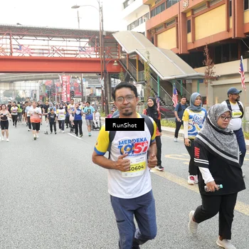 Runner Photo 4663045