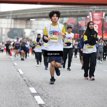 Runner Photo 4663065