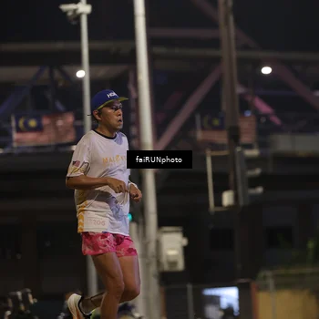 Runner Photo 4663311