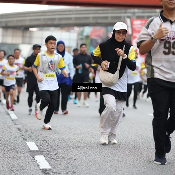 Runner Photo 4663312