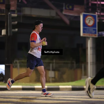 Runner Photo 4663347