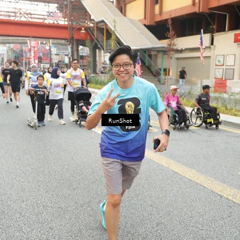 Runner Photo 4663372