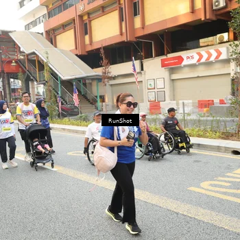 Runner Photo 4663404