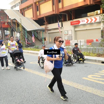 Runner Photo 4663433