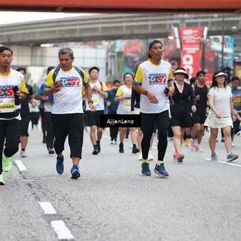 Runner Photo 4663535