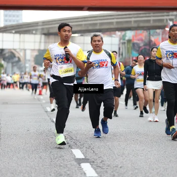 Runner Photo 4663545