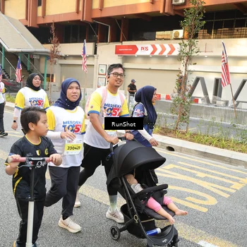 Runner Photo 4663665