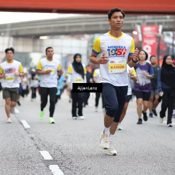 Runner Photo 4663685