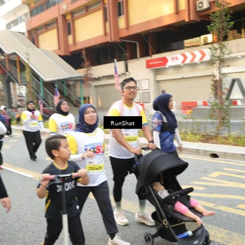 Runner Photo 4663696