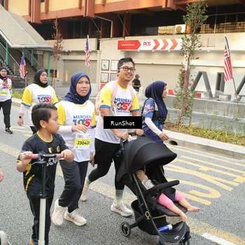 Runner Photo 4663700