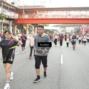 Runner Photo 4663864