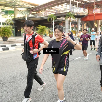 Runner Photo 4663913