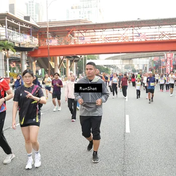 Runner Photo 4663935