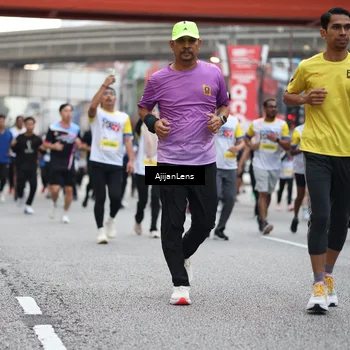 Runner Photo 4664084